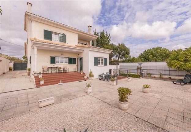 Villa in Portugal