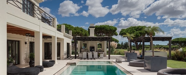 Buying a villa in Portugal