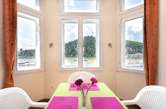 Waterfront apartment