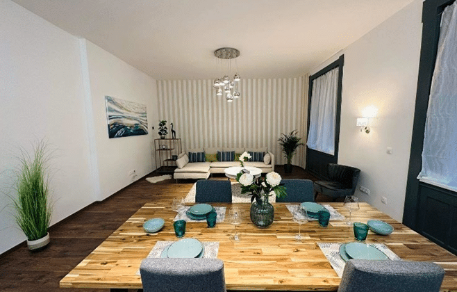 Sunlit 3-bedroom apartment