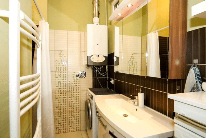 A 2-Room Apartment
